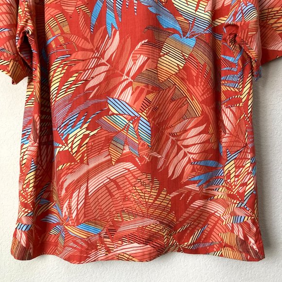 Tommy Bahama 100% Silk Tropical Print Hawaiian Button Down Shirt - Picture 6 of 12